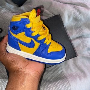 Air Jordan 1 “Laney”